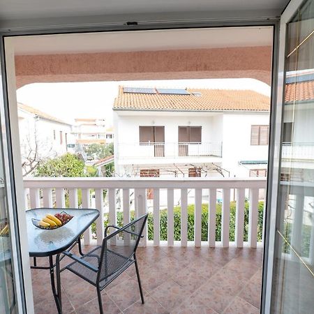 Apartmani Marin No1. Vodice Kültér fotó